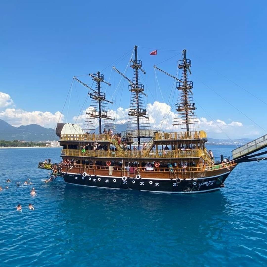 Alanya Pirate Boat Trip